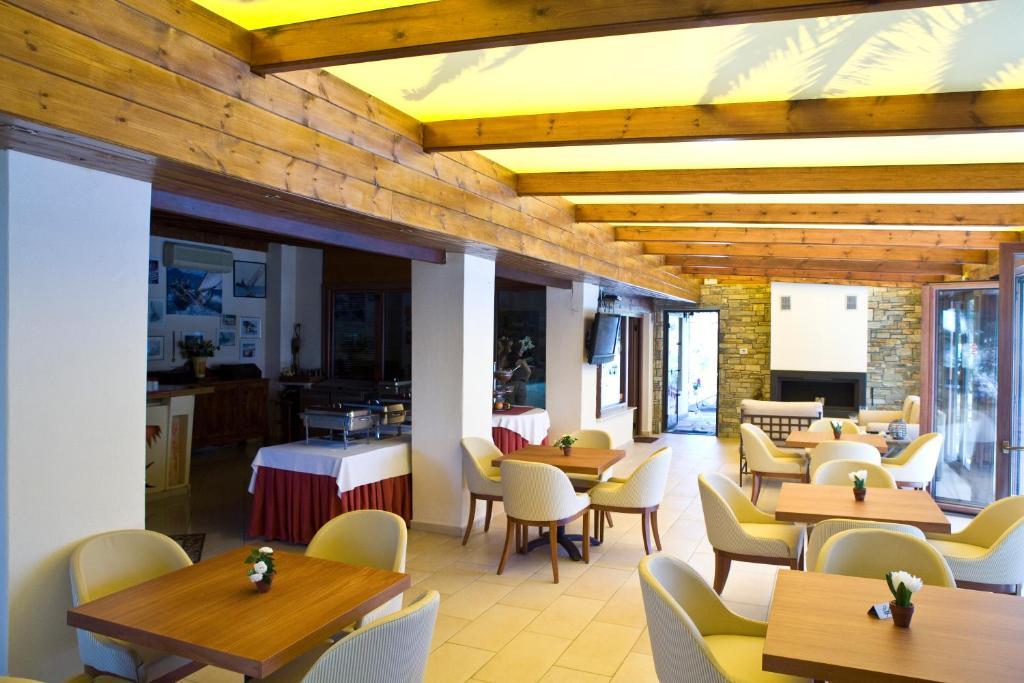 Kelyfos Hotel Néosz Marmarász Kültér fotó