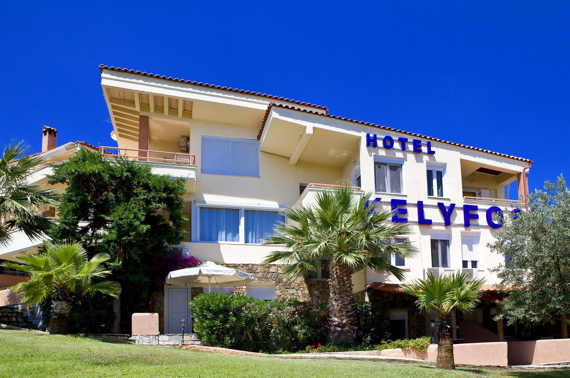 Kelyfos Hotel Néosz Marmarász Kültér fotó